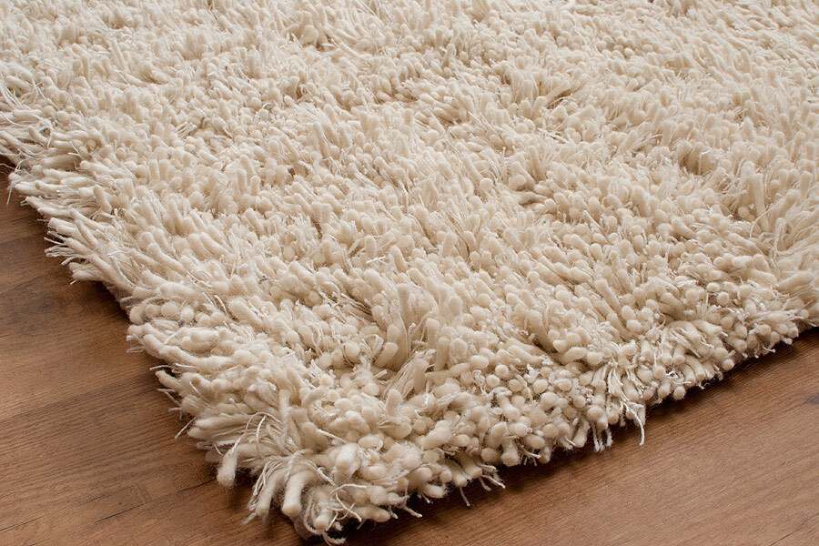 laundry karpet surabaya - cuci karpet bahan sutra